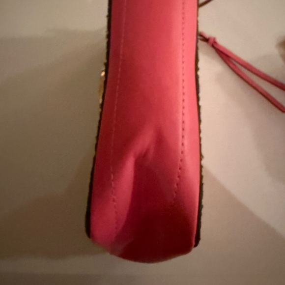 Marc Jacobs Snapshot Pink and Tan Crossbody Bag - Picture 3 of 6